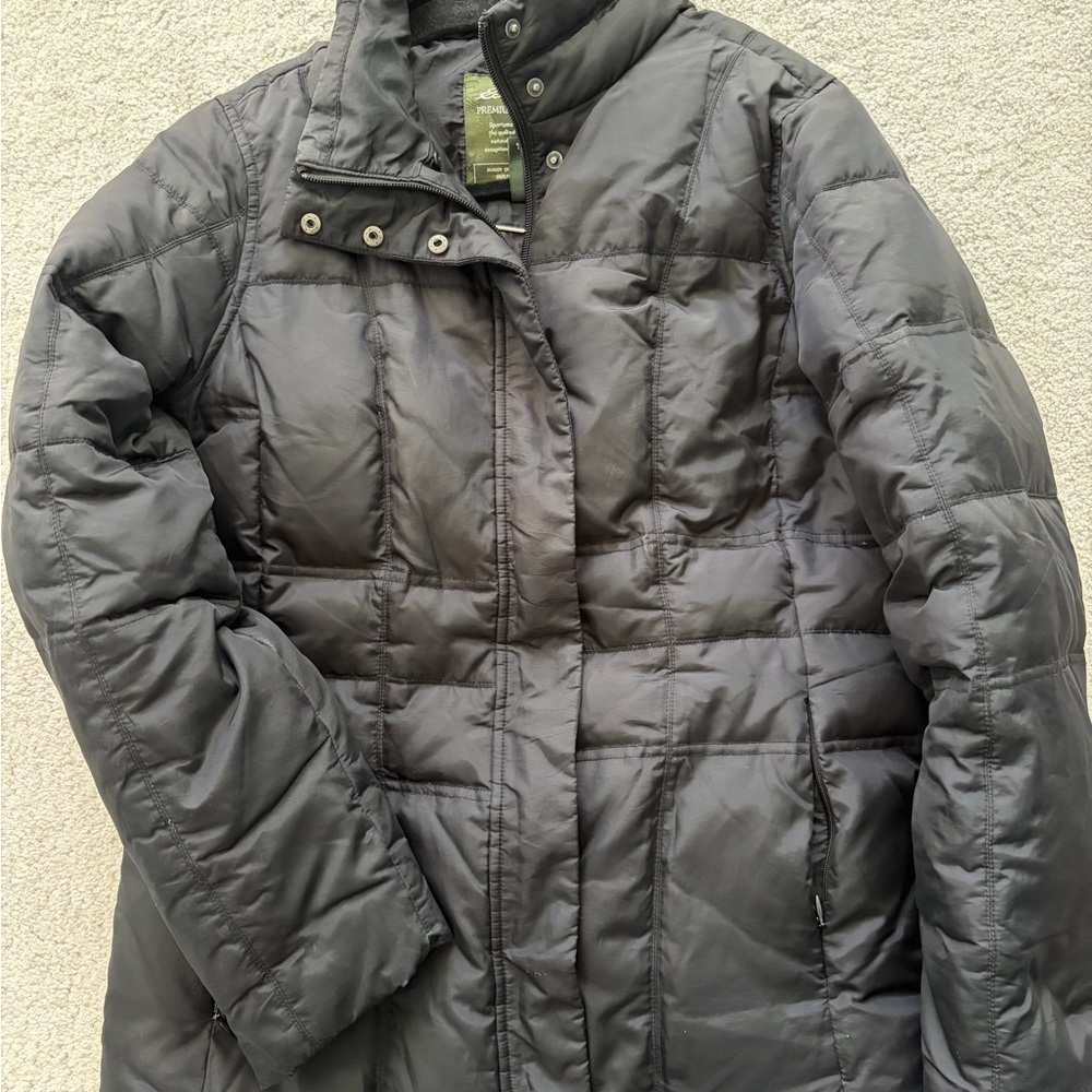 Warm, Goose Down Quilted Puffer Jacket - Black